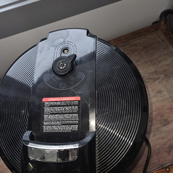 Starfrit Black Multi-Function Cooker - Picture 3 of 4